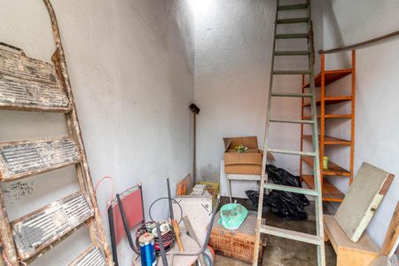 Casa à venda com 220m², 2 quartos e 1 vaga Casa à venda com 220m², 2 quartos e 1 vagaDepósito