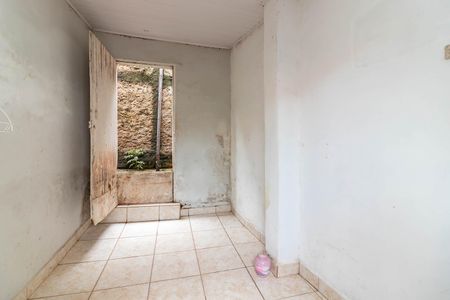 Casa à venda com 220m², 2 quartos e 1 vaga Casa à venda com 220m², 2 quartos e 1 vagaQuarto de Serviço