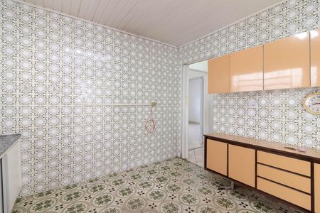 Casa à venda com 220m², 2 quartos e 1 vaga Casa à venda com 220m², 2 quartos e 1 vagaCozinha