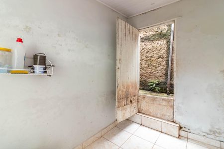 Casa à venda com 220m², 2 quartos e 1 vaga Casa à venda com 220m², 2 quartos e 1 vagaQuarto de Serviço