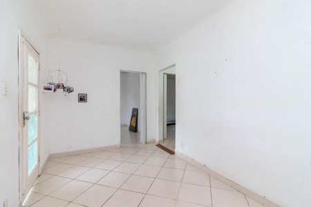 Casa à venda com 220m², 2 quartos e 1 vaga Casa à venda com 220m², 2 quartos e 1 vagaSala