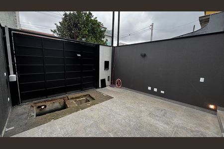 Garagem de casa à venda com 2 quartos, 74m² em Vila Curuçá, Santo André