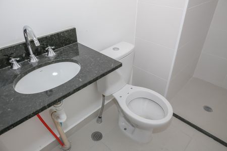Apartamento à venda com 190m², 3 quartos e 1 vaga Apartamento à venda com 190m², 3 quartos e 1 vagaBanheiro Social