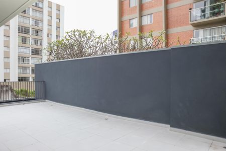 Apartamento à venda com 190m², 3 quartos e 1 vaga Apartamento à venda com 190m², 3 quartos e 1 vagaVista da Área de Serviço