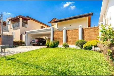 Casa à venda com 253m², 3 quartos e 4 vagas