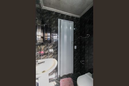 Casa para alugar com 250m², 2 quartos e 2 vagas Casa para alugar com 250m², 2 quartos e 2 vagasBanheiro