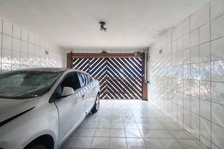 Casa para alugar com 250m², 2 quartos e 2 vagas Casa para alugar com 250m², 2 quartos e 2 vagasGaragem