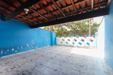 Casa para alugar com 250m², 2 quartos e 2 vagas Casa para alugar com 250m², 2 quartos e 2 vagasVaranda do Quarto 2