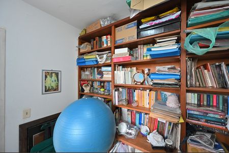 Casa para alugar com 100m², 2 quartos e 2 vagasQuarto de Serviço