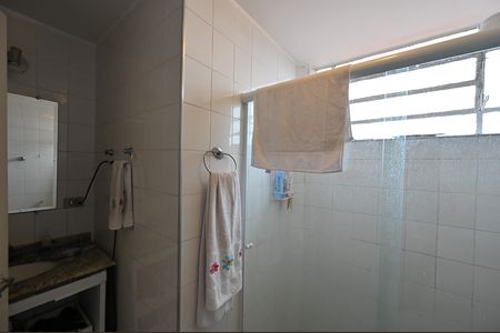 Casa para alugar com 100m², 2 quartos e 2 vagasBanheiro Social
