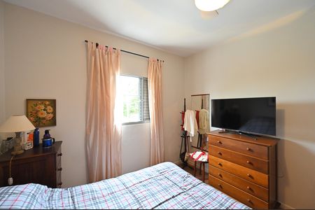 Casa para alugar com 100m², 2 quartos e 2 vagasQuarto 1