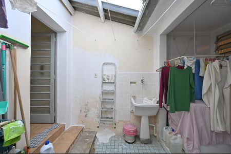 Casa para alugar com 100m², 2 quartos e 2 vagasLavanderia