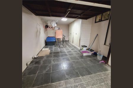 Casa à venda com 3 quartos, 156m² em Cidade Dutra, São Paulo