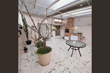 Casa à venda com 3 quartos, 156m² em Cidade Dutra, São Paulo