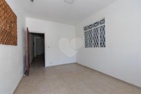 Casa à venda com 3 quartos, 203m² em Jardim São Paulo, São Paulo