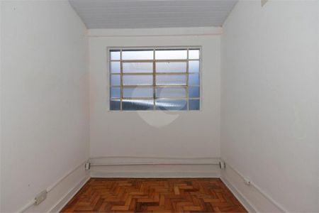 Casa à venda com 3 quartos, 203m² em Jardim São Paulo, São Paulo