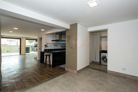Casa à venda com 3 quartos, 169m² em Campo Belo, São Paulo