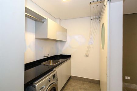 Casa à venda com 169m², 3 quartos e 3 vagas