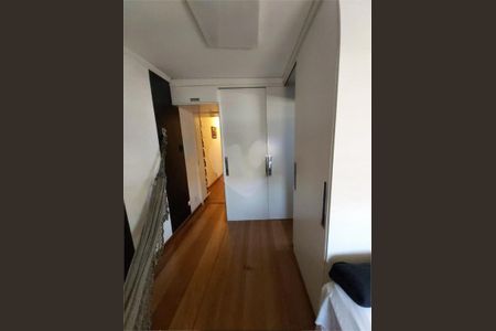 Casa à venda com 450m², 4 quartos e 2 vagas