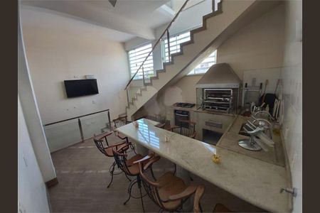 Casa à venda com 450m², 4 quartos e 2 vagas