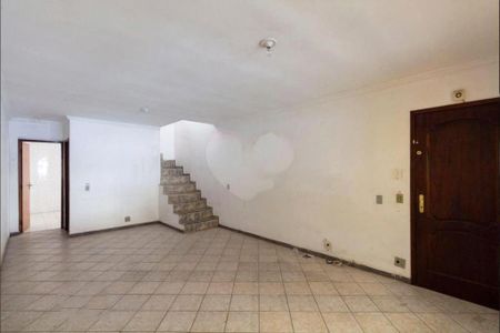 Casa à venda com 3 quartos, 111m² em Vila Alexandria, São Paulo