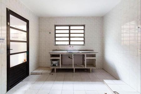 Casa à venda com 3 quartos, 111m² em Vila Alexandria, São Paulo