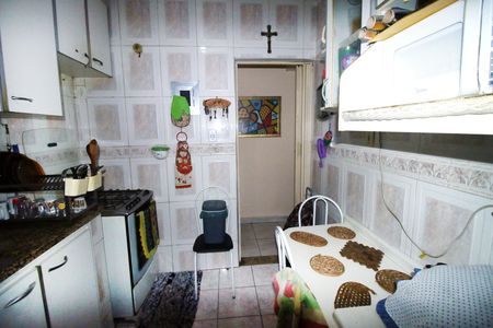 Apartamento à venda com 56m², 2 quartos e 1 vagaCozinha