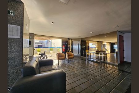 Apartamento para alugar com 38m², 1 quarto e 1 vaga Apartamento para alugar com 38m², 1 quarto e 1 vagaHall