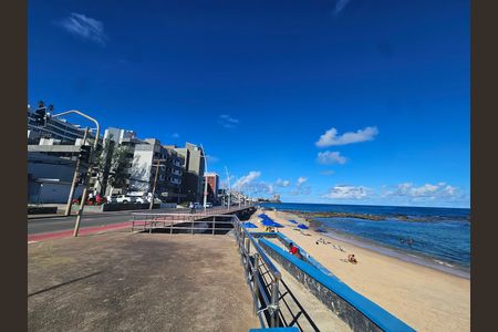 Apartamento para alugar com 38m², 1 quarto e 1 vaga Apartamento para alugar com 38m², 1 quarto e 1 vagaFrente praia de Ondina