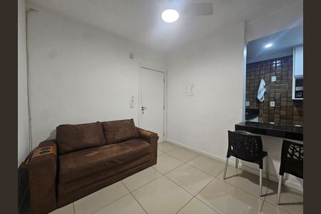 sala de apartamento para alugar com 1 quarto, 38m² em Ondina, Salvador