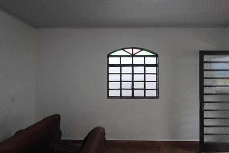 Sala de casa para alugar com 3 quartos, 146m² em Etelvina Carneiro, Belo Horizonte