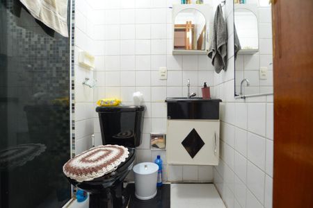 Apartamento à venda com 45m², 2 quartos e 1 vagaBANHEIRO