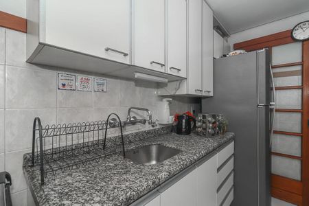 Apartamento à venda com 77m², 2 quartos e 1 vagaCozinha