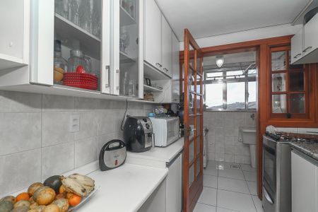 Apartamento à venda com 77m², 2 quartos e 1 vagaCozinha