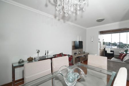 Apartamento à venda com 77m², 2 quartos e 1 vagaSala