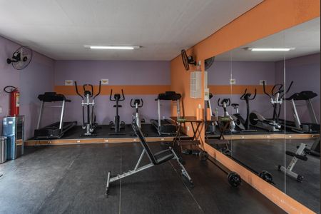 Apartamento para alugar com 50m², 2 quartos e 1 vaga Apartamento para alugar com 50m², 2 quartos e 1 vagaÁrea comum - Academia