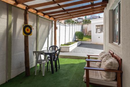 Apartamento para alugar com 50m², 2 quartos e 1 vaga Apartamento para alugar com 50m², 2 quartos e 1 vagaSala de Jogos