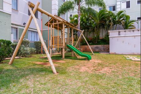 Apartamento para alugar com 50m², 2 quartos e 1 vaga Apartamento para alugar com 50m², 2 quartos e 1 vagaÁrea comum - Playground