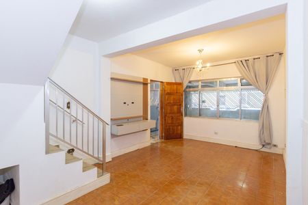 Sala de casa à venda com 4 quartos, 152m² em Vila Pereira Cerca, São Paulo