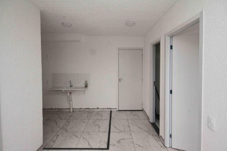 Sala de apartamento para alugar com 2 quartos, 32m² em Parque São Lourenço, São Paulo