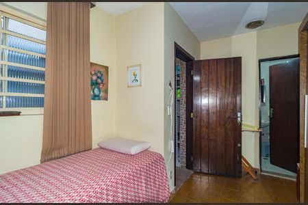 Casa à venda com 112m², 3 quartos e 2 vagas Casa à venda com 112m², 3 quartos e 2 vagasQuarto - Área de Serviço