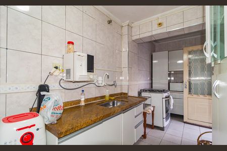 Casa à venda com 112m², 3 quartos e 2 vagas Casa à venda com 112m², 3 quartos e 2 vagasCozinha