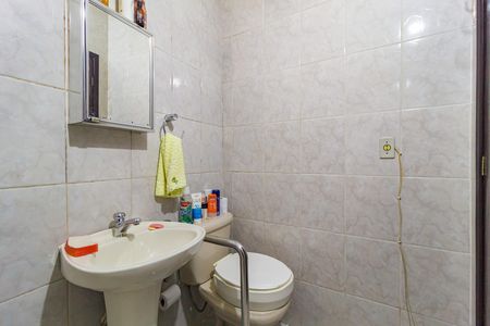 Casa à venda com 112m², 3 quartos e 2 vagas Casa à venda com 112m², 3 quartos e 2 vagasBanheiro - Área de Serviço