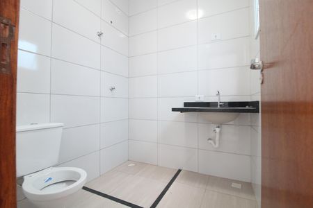 Banheiro comum de casa à venda com 3 quartos, 86m² em Campo Grande, São Paulo