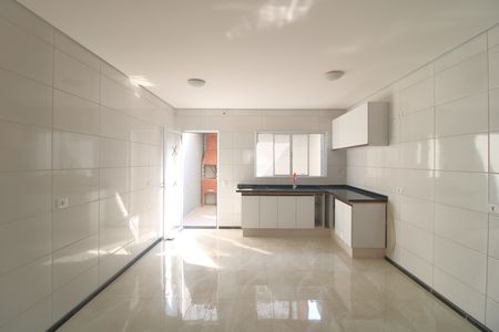 Cozinha de casa à venda com 3 quartos, 86m² em Campo Grande, São Paulo