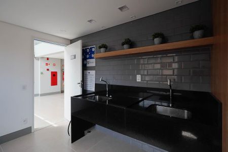 Apartamento para alugar com 30m², 1 quarto e sem vaga Apartamento para alugar com 30m², 1 quarto e sem vagaLavanderia