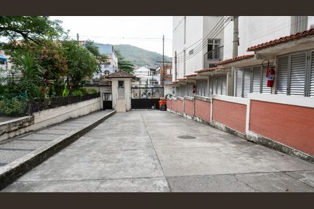 Apartamento para alugar com 60m², 2 quartos e 1 vaga