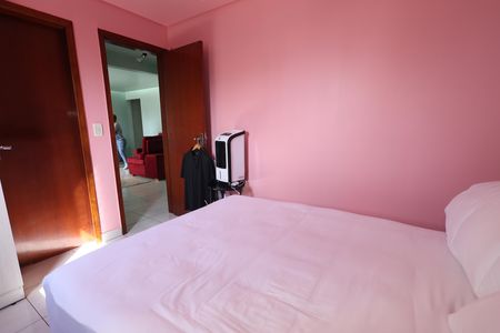 Apartamento à venda com 70m², 2 quartos e 1 vagaQuarto 2