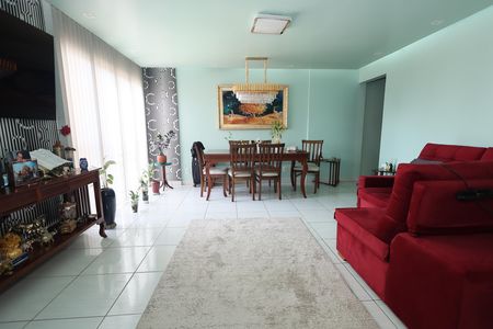 Sala de apartamento à venda com 2 quartos, 70m² em Residencial Eldorado, Goiânia