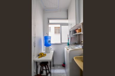 Apartamento à venda com 52m², 2 quartos e 1 vaga Apartamento à venda com 52m², 2 quartos e 1 vagaCozinha e Área de Serviço